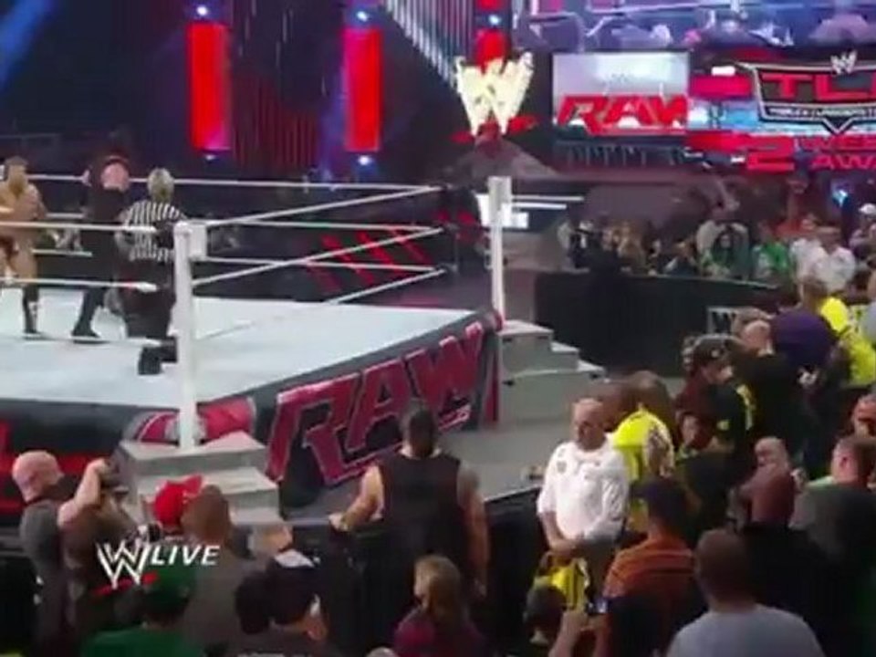 HD Team Hell No vs The Prime Time Players + The Shield Attack T