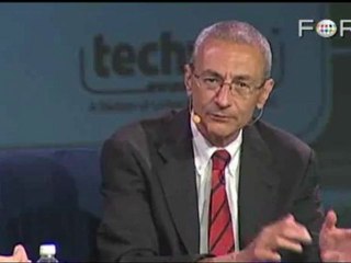 Old Media vs. New Media: Who Narrates the American Story?