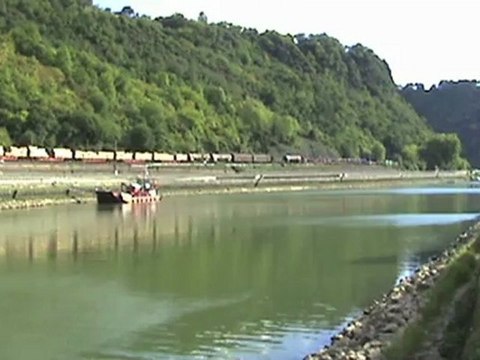 Züge Nordportale Loreley Tunnel, RTB 185, WLB 182, 2x 151, 2x 101, 2x 145, 2x DBAG 185, 3x 428