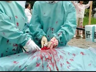 Врачи призывают Обаму защитить китайцев