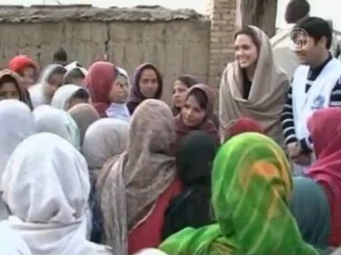 Анджелина Джоли готова уйти из кино ради детей