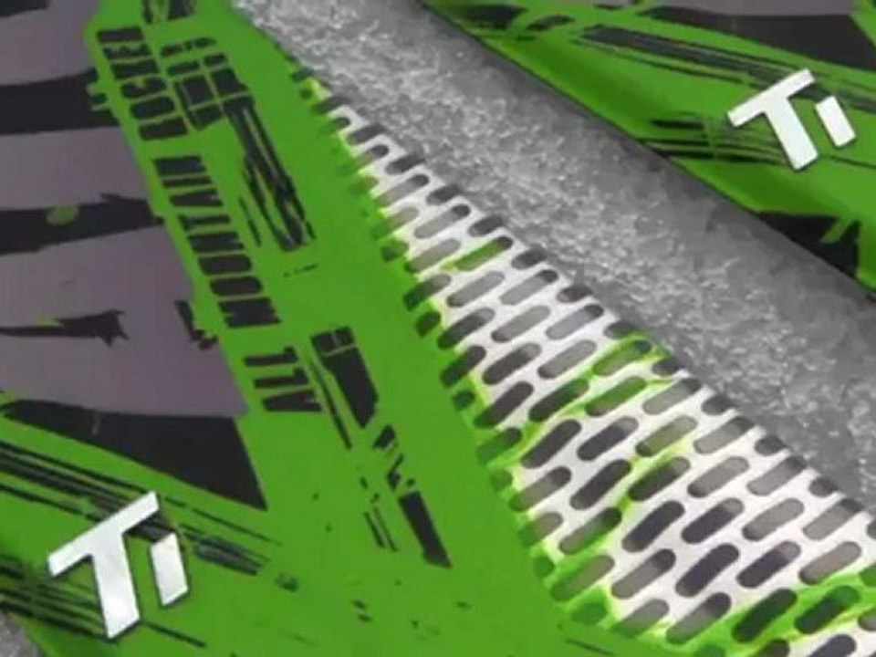 Snowleader présente le ski Black Eye de Atomic