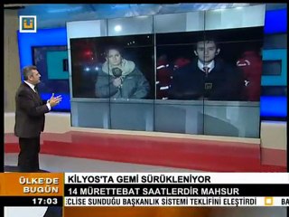 下载视频: istanbulda Fırtına Kilyos ve Şilede Gemi karaya oturdu Nihal Akça ve Samet Serhat Sarı Canlı yayında