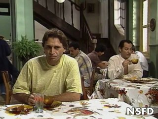 FELICIDADE - Mário humilha Sérgio no hotel