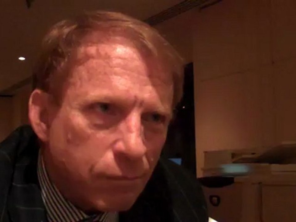 O Robert Apfel στο NEWS 247 για την ελληνική κρίση