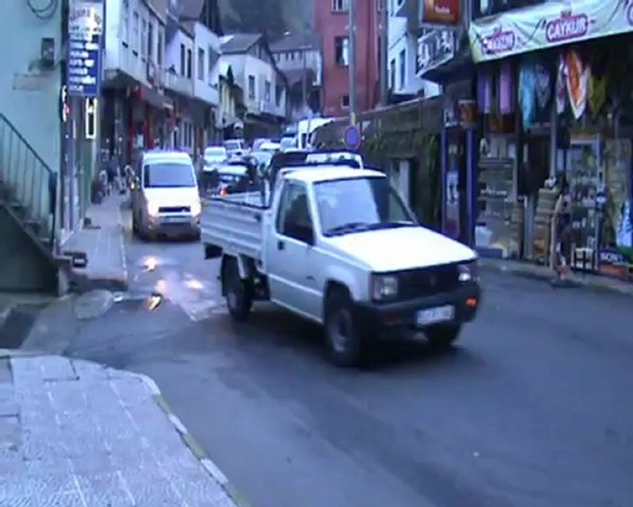 çamlıhemşinden