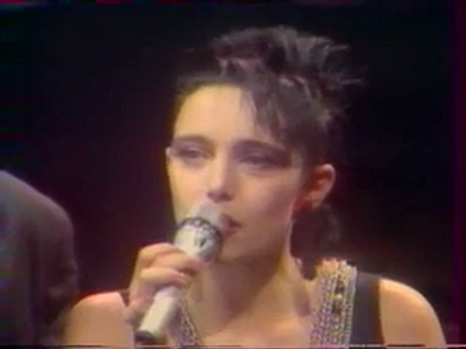 JEANNE MAS avec A. Chamfort - LUCIE (D.Balavoine)