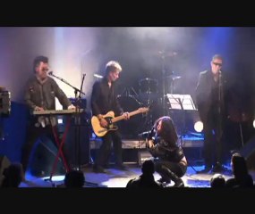 SANDIE TRASH "les ours blancs" (live Festival Overlook 2012)