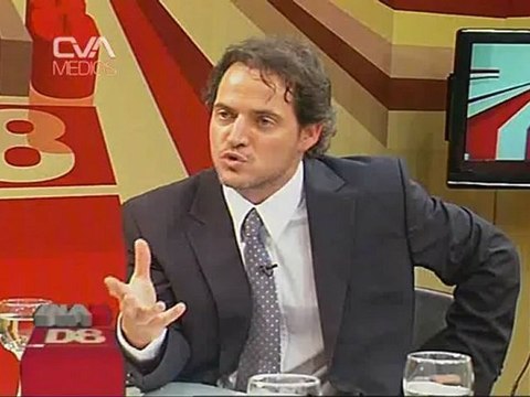 CanalC-Dia8-04dic12.OscarGonzalez.00