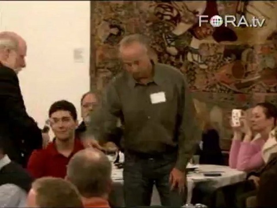 Are Smart Phones Replacing Human Intelligence?