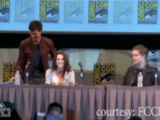 Robert Pattinson & Kristen Stewart CAUGHT in a CAR!