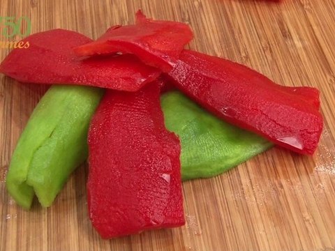 Comment peler des poivrons à cru - 750 Grammes