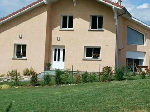 Maison récente au calme avec piscine à 10 Min de Voiron