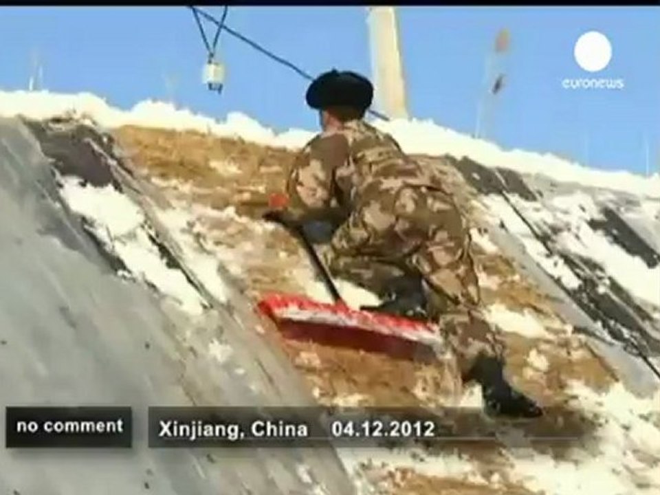 Heavy snowfalls in northwest China - no comment