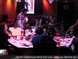 Jamel Debbouze rend ouf une vieille au devine qui c'est