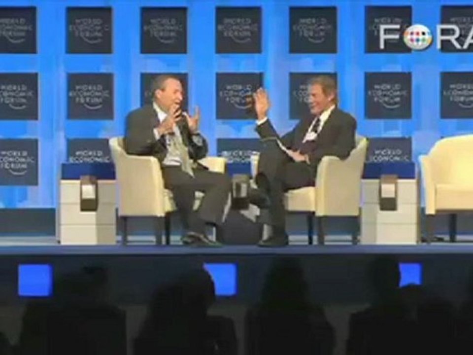 Lawrence Summers Slams Banking Lobby, Calls for Reform