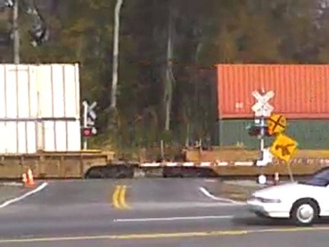 Norfolk Southern stack train east through Mableton Ga. (2)