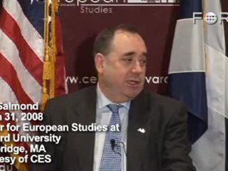 The Economic Advantages of Smaller Nations