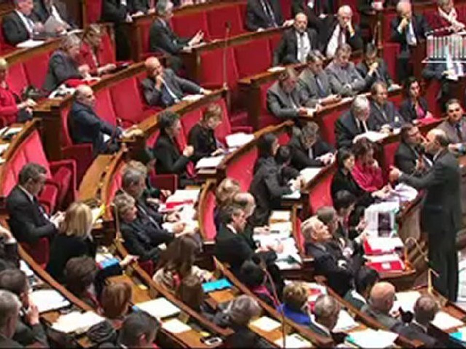 Questions au Gouvernement - Réponse de Pierre Moscovici à Eric Alauzet [05 décembre 2012]