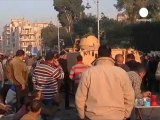 Egyptian army parks tanks near Presidential palace