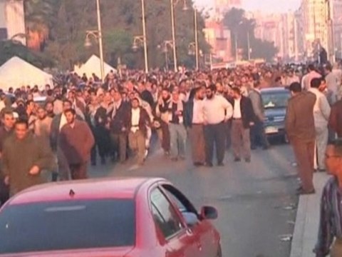 Muslim Brotherhood rallies in Cairo after night of violence