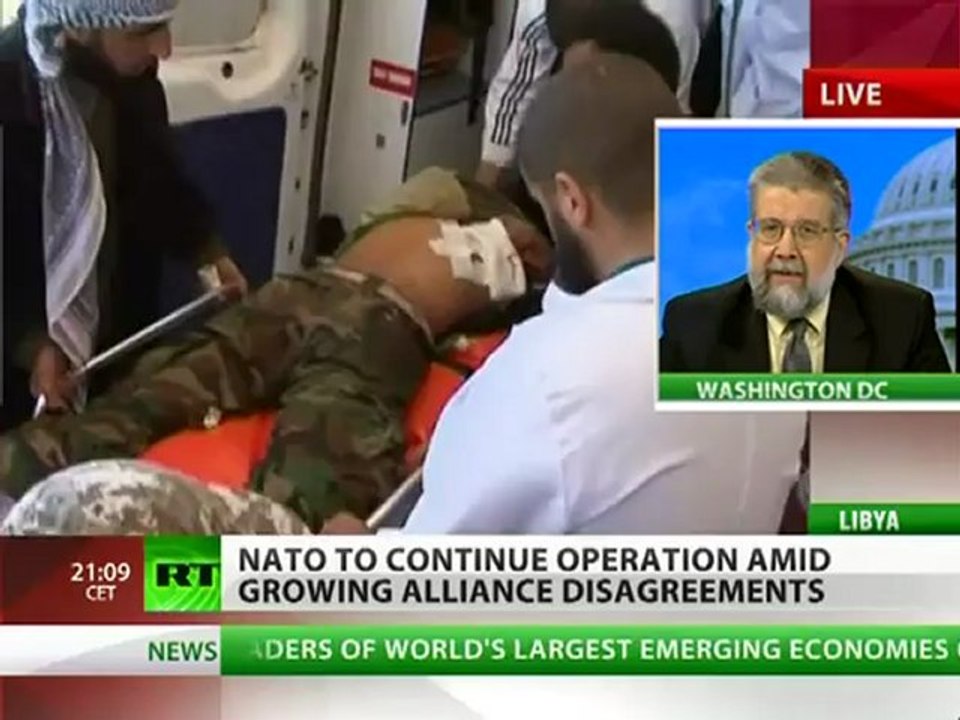 Ex-CIA officer: Obama fools himself, Muslims see US bombing Libya