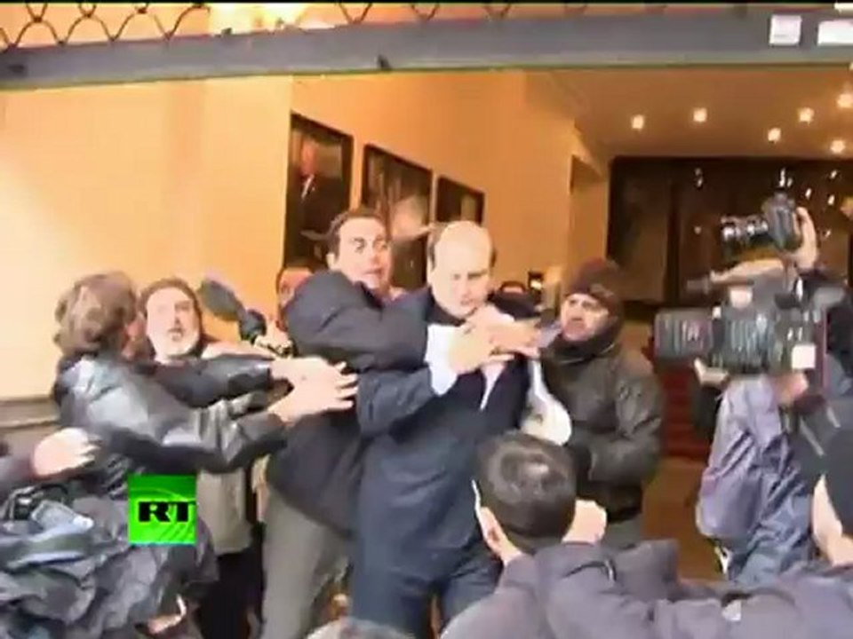 Action video of Greece riots as fire bombs, stones fly in Athens