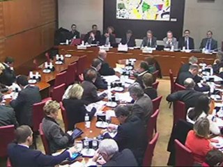 05/12/12 Intervention Martine Faure Table ronde Comment donner priorité à l'école primaire et à la petite enfance ?