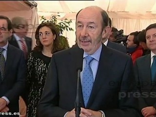 Rubalcaba aboga por cumplir y adaptar la Constitución