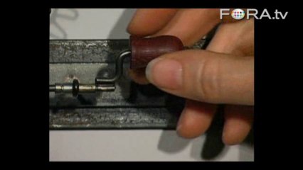 Arthur Ganson Creates Art to Caress Hitler's Heart