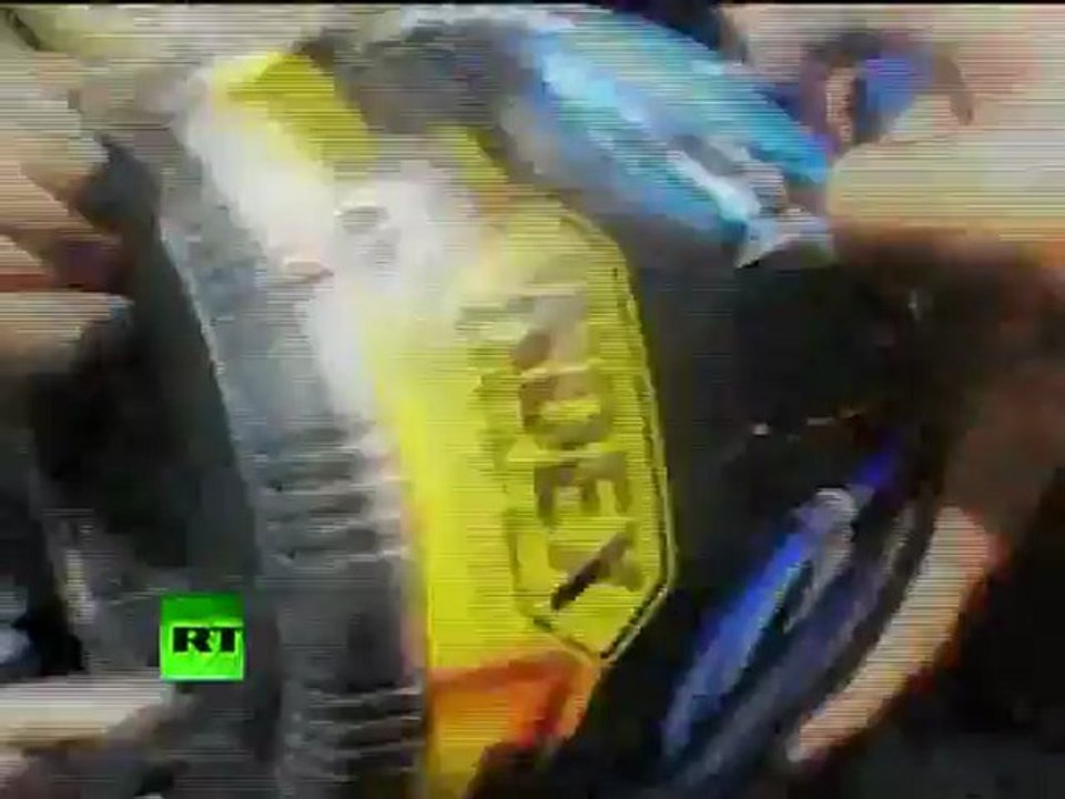 Red Shirt Barricades: Bangkok ablaze as Thai govt rejects immediate peace talks