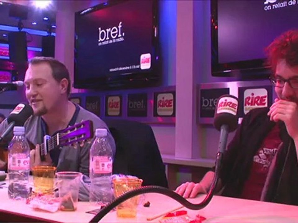 Oldelaf chante La tristitude -  Bref on refait de la radio - samedi 8 décembre sur Rire & Chansons