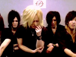 D.I.D. "Providentia" comment DVD (Little Hearts version)