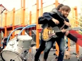 Male artists dominate Grammy nominations; pregnant Kate leaves hospital