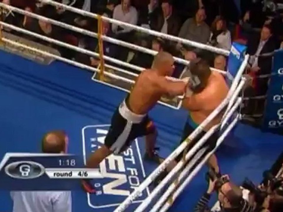 2011-04-08 Oscar Rivas vs Wilfrido Leal