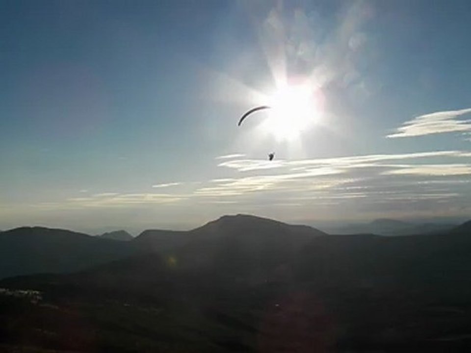 Waga au coucher du soleil sur le site de Buc en face du ventoux