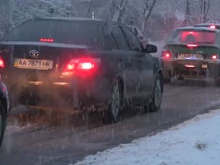В Киеве выпал снег