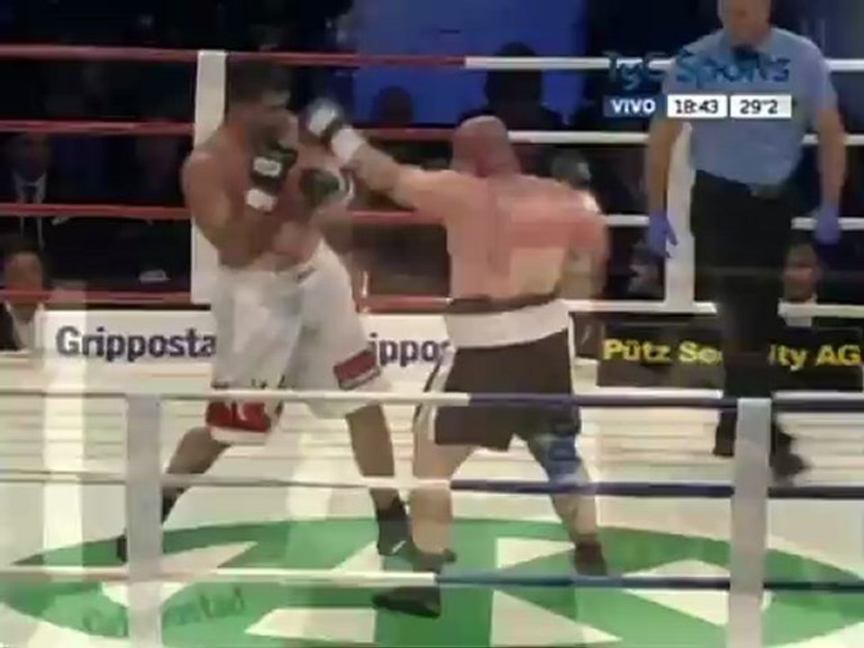 2012-12-01 Adnan Redzovic vs Ladislav Kovarik