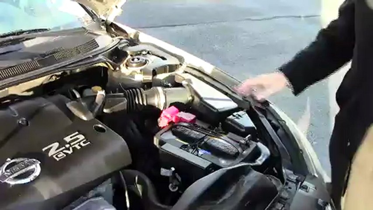 Used 2005 Nissan Altima 2.5 S for sale at Honda Cars of Bellevue...an Omaha Honda Dealer!