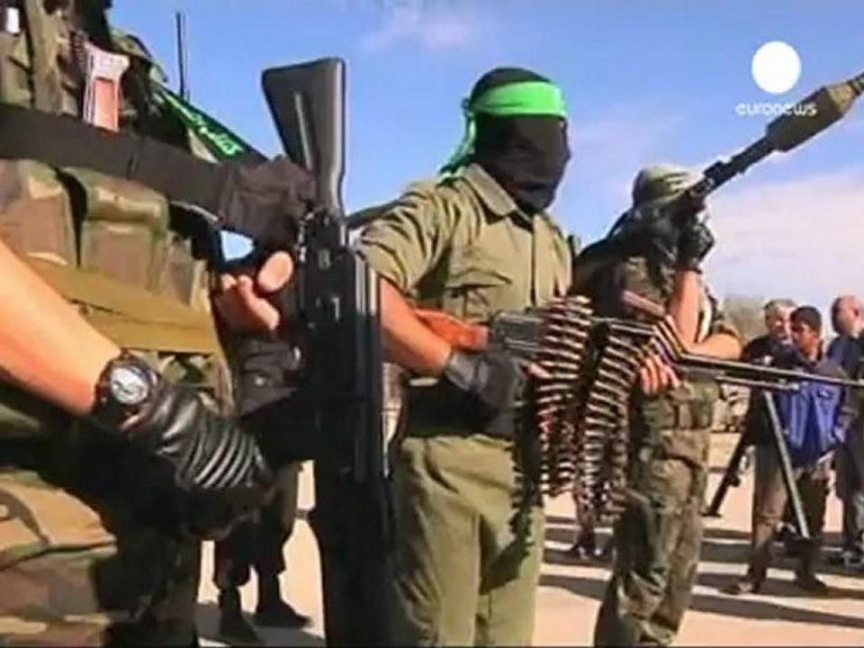 Hamas leader Khaled Meshaal visits Gaza