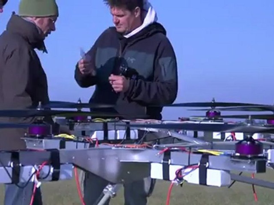 Electric Muticopter, Kumadalı ve İnsan Taşıyor   ilhan Çamkara