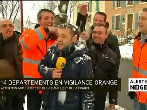 Un journaliste d'i-Télé bombardé de neige pas les salariés de Mittal