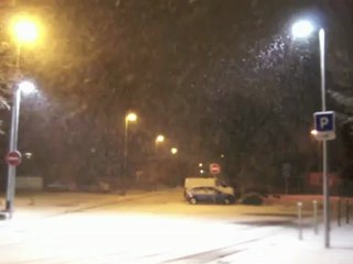 La neige tombe dans le Nord et l'Est ce 7 Décembre 2012