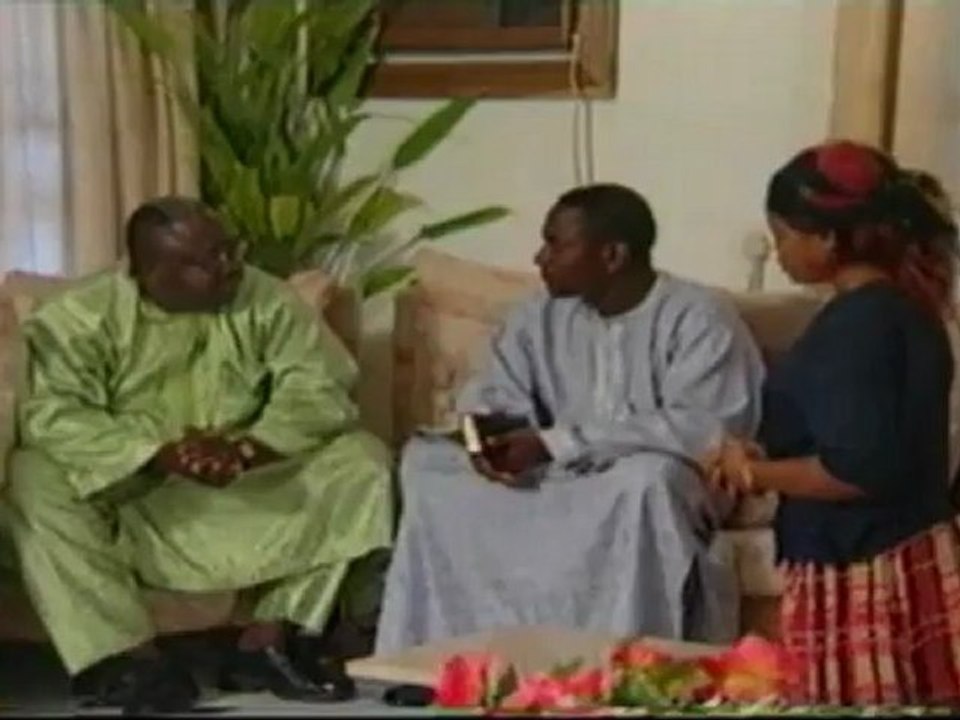 Amaechi muonagor finds it difficult to forgive wife  (never come back2_9)