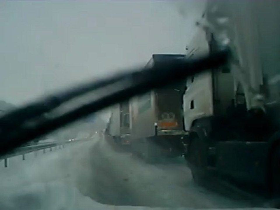 bouchons des poids lourds hier matin sur l autoroute a reims *Hervé*