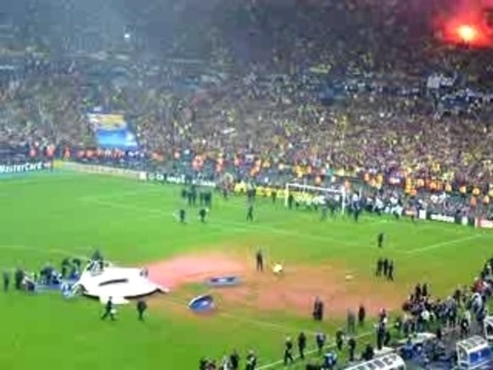 Finale ligue des champions hymne barça