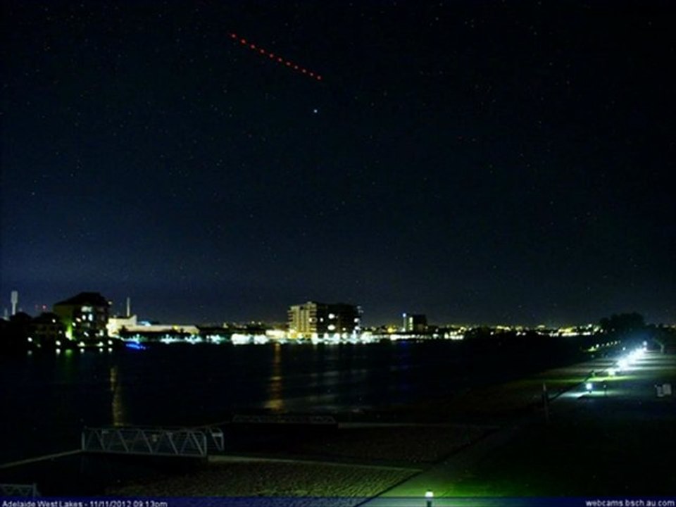 Ufo (Cigare geant) (Australie 2012)