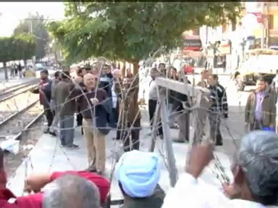 Egyptian army calls for dialogue to avoid, "dark tunnel"