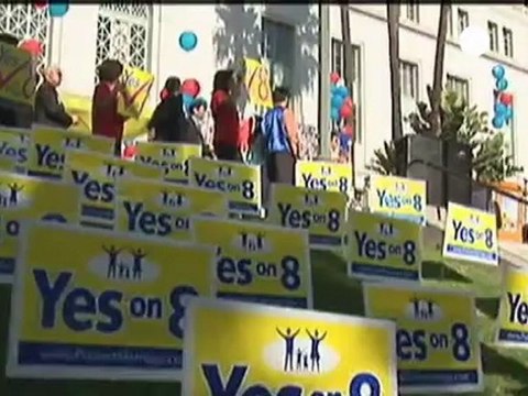 USA: la Corte Suprema accoglie ricorsi sui matrimoni gay