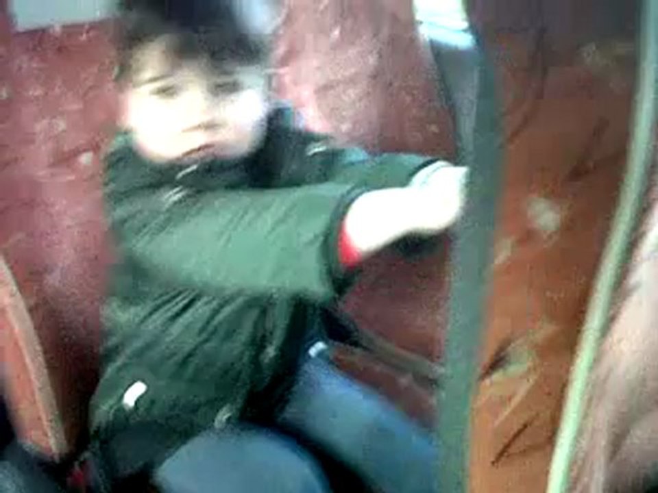 conversaciones en el bus...